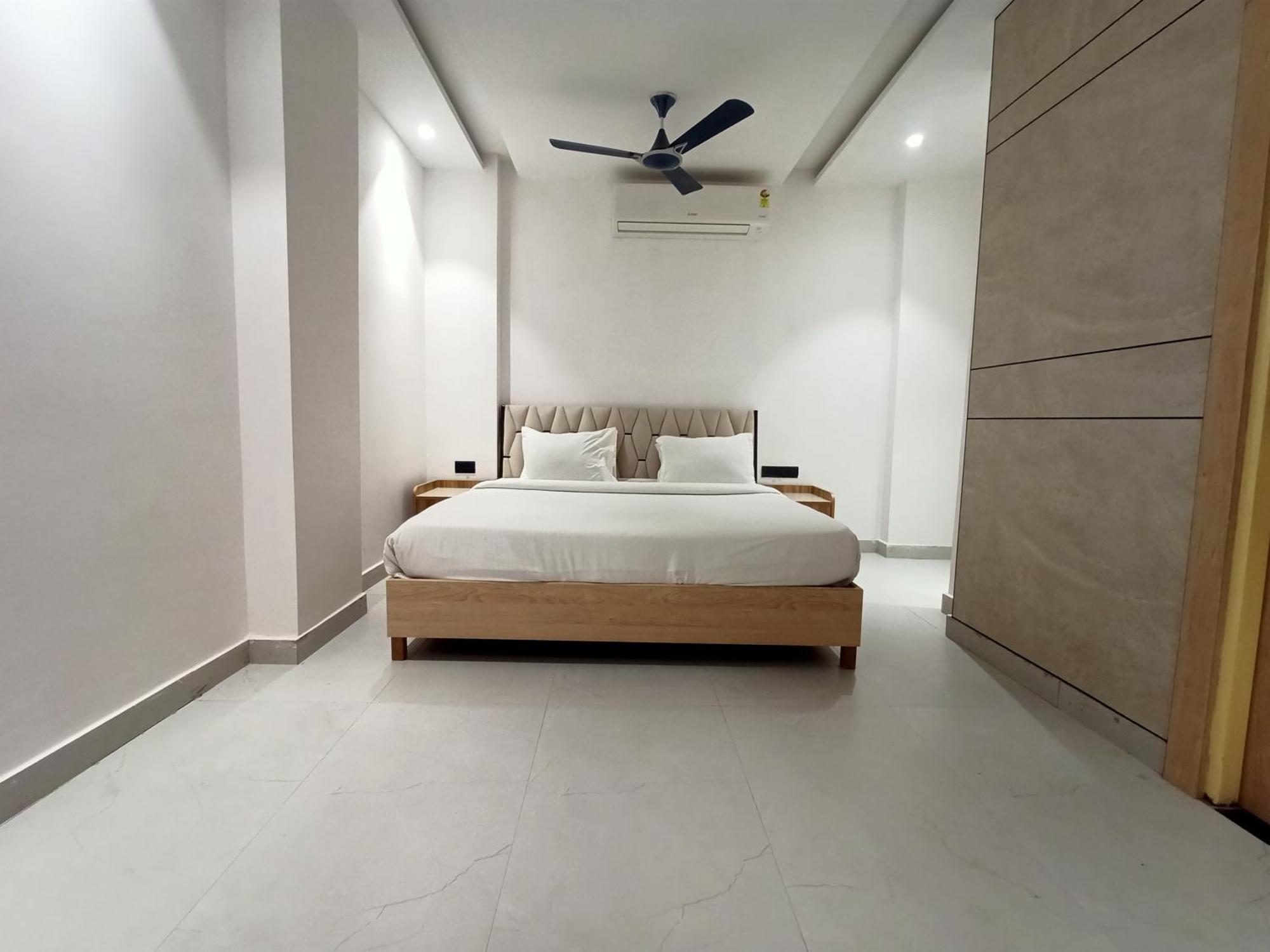 Hotel Global Inn -1 Km From Railway Station - Lift Food And Free Parking Lucknow Eksteriør billede