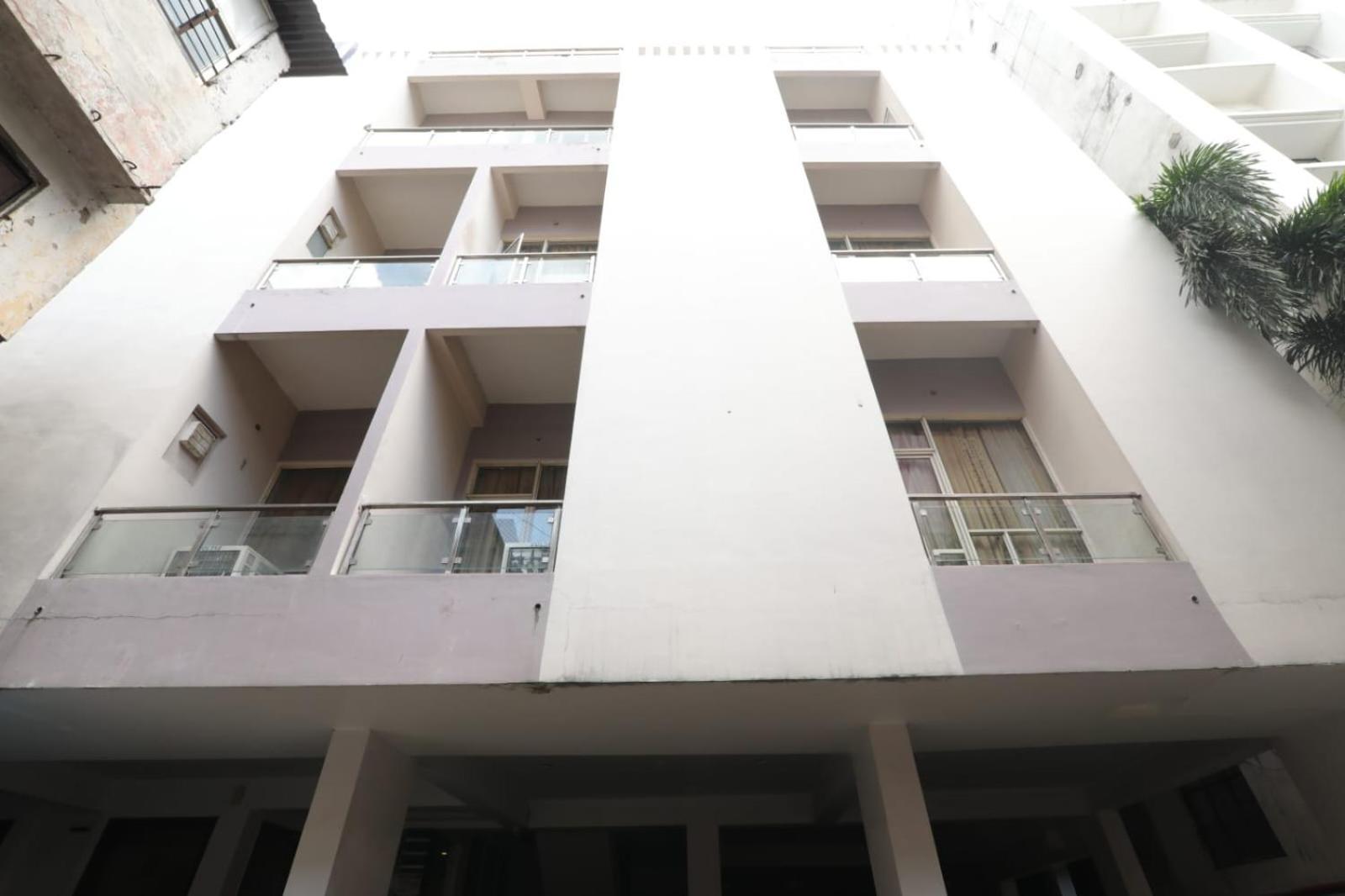 Hotel Global Inn -1 Km From Railway Station - Lift Food And Free Parking Lucknow Eksteriør billede