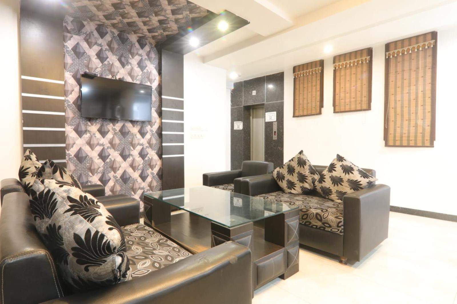 Hotel Global Inn -1 Km From Railway Station - Lift Food And Free Parking Lucknow Eksteriør billede